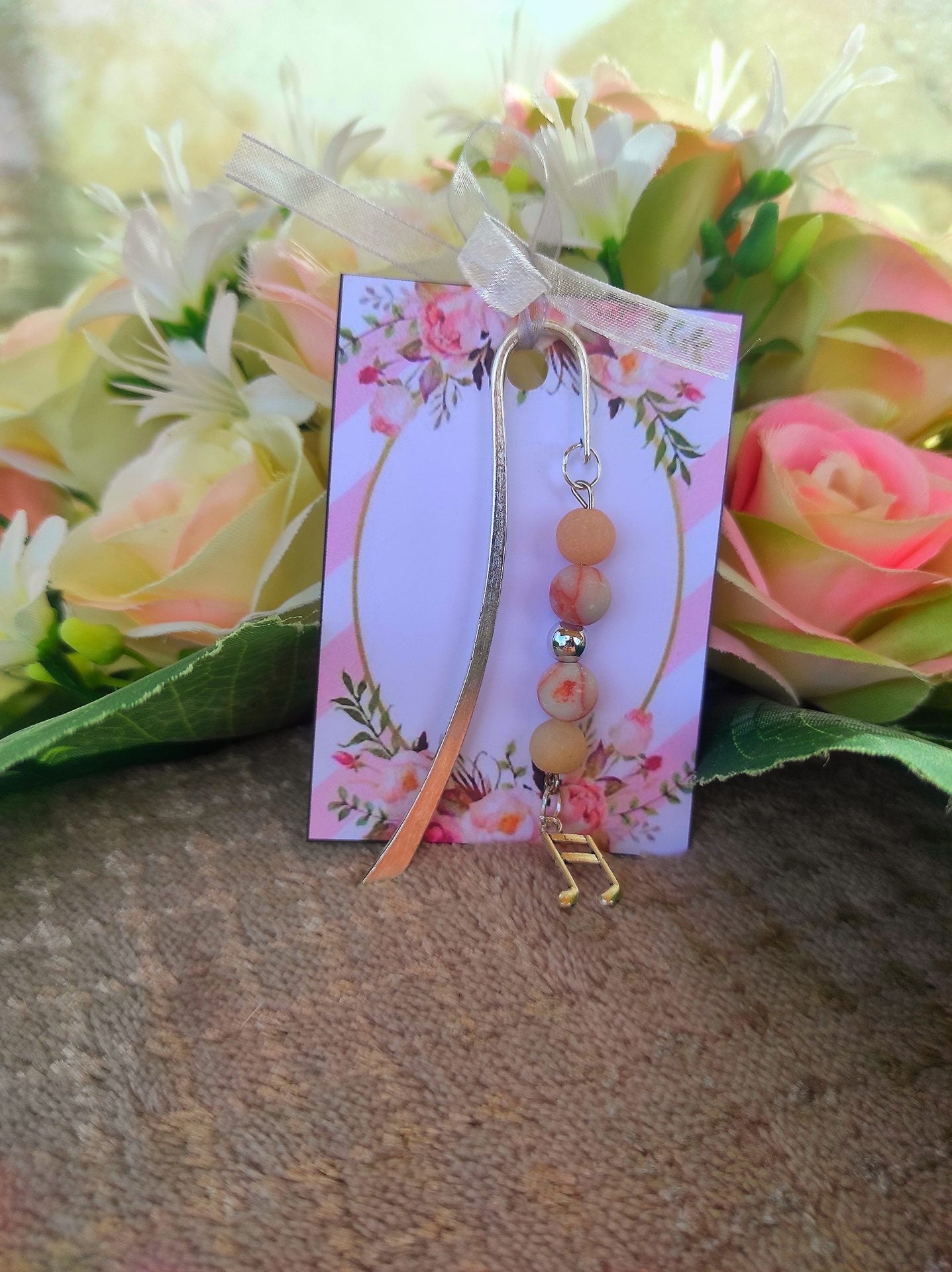 Hangjegyes jáspis könyvjelző